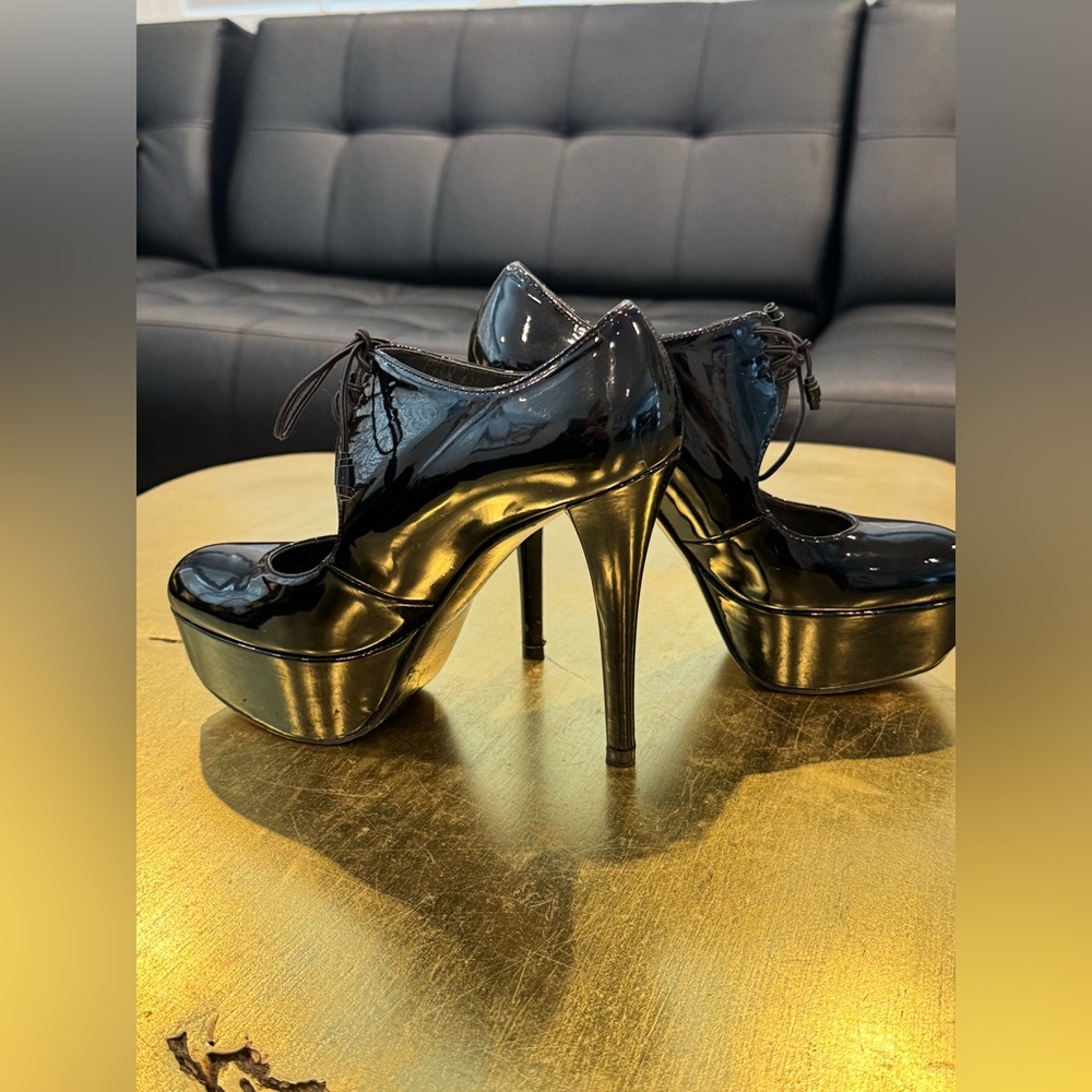 Stuart Weitzman Black Patent Leather Platform Lace-Up Heels size 6.5 - Picture 5 of 16
